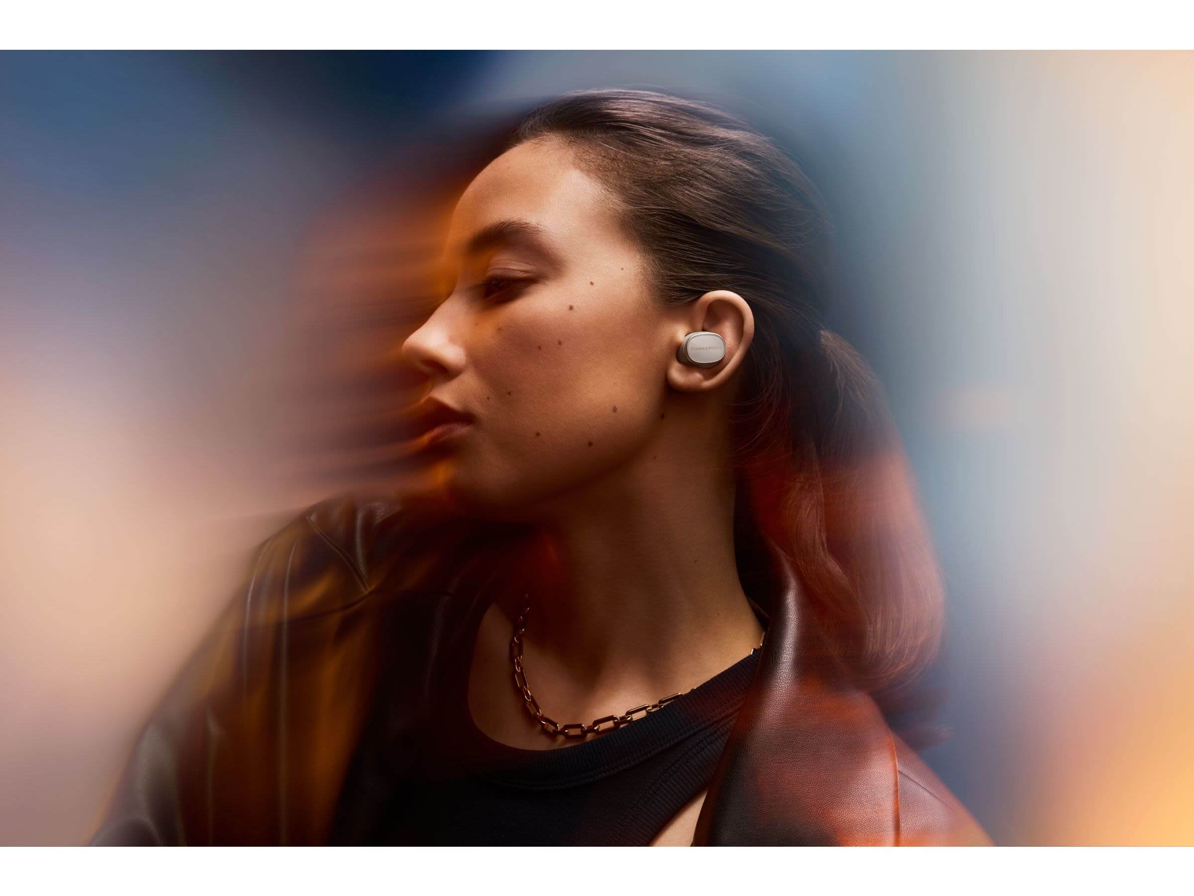 Bowers & Wilkins Pi8 - IN-EAR HEADPHONES – Fillion Électronique