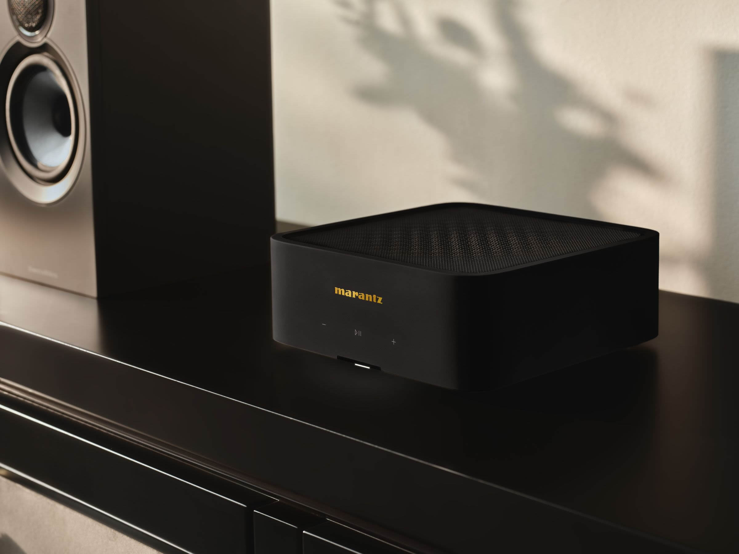 Marantz Model M1 - INTEGRATED STEREO AMPLIFIERS – Fillion Électronique