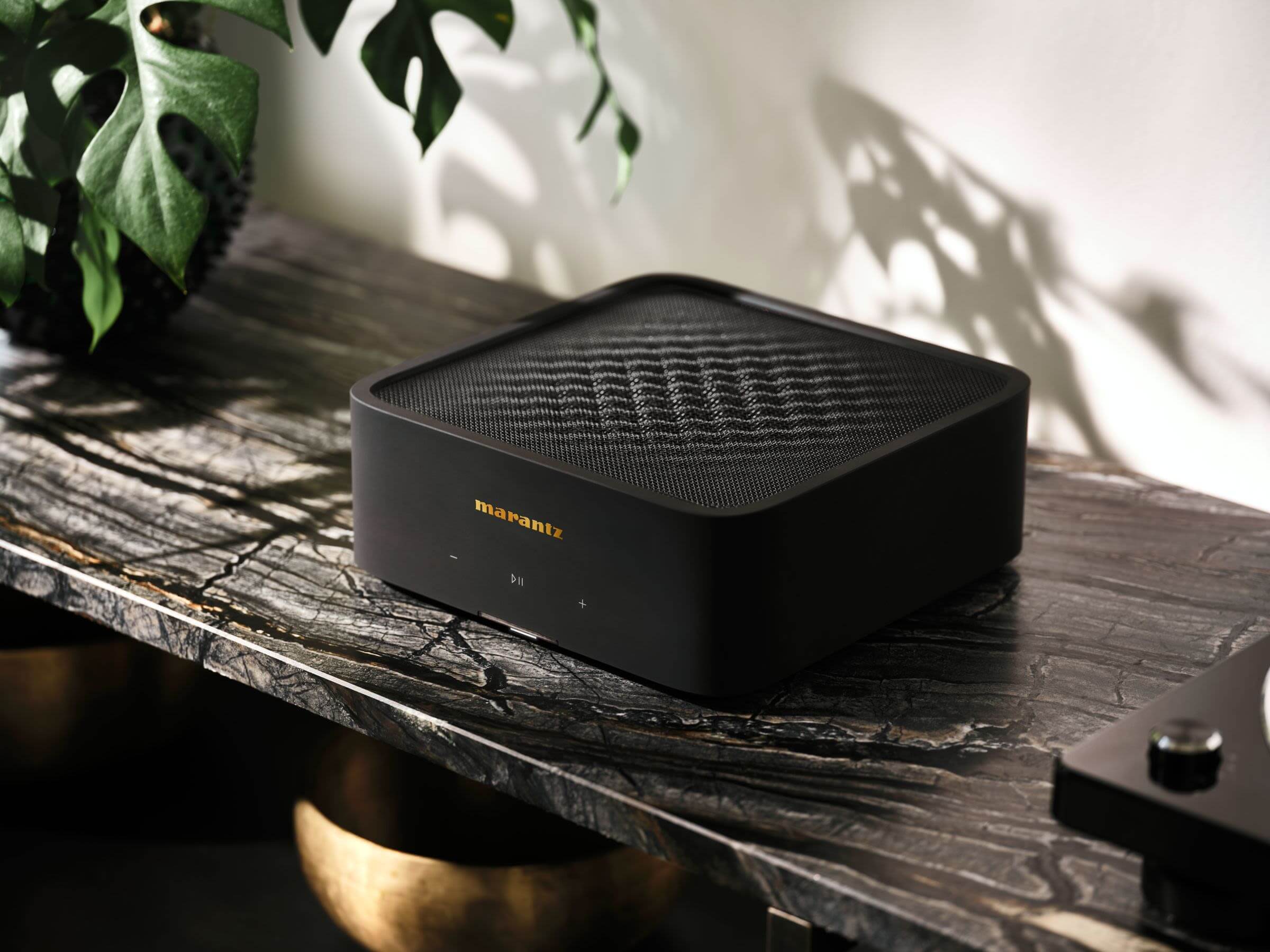 Marantz Model M1 - INTEGRATED STEREO AMPLIFIERS – Fillion Électronique