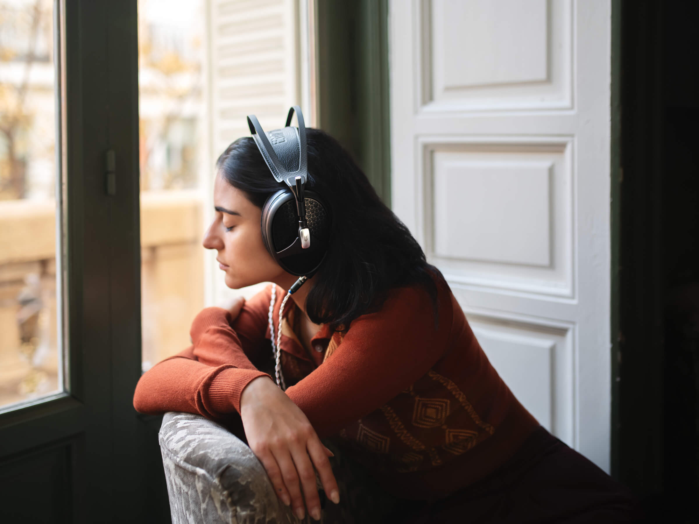 Meze Audio EMPYREAN II - Over-Ear Headphones – Fillion Électronique