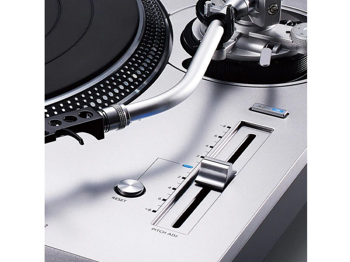 Technics SL-1200GR2 - TURNTABLES – Fillion Électronique