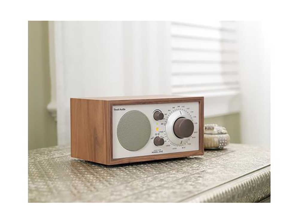 Tivoli Audio Henry Kloss Model One   RADIOS — Fillion Électronique